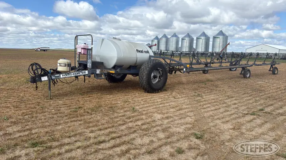 Flexi-Coil 65 Pull-Type Sprayer