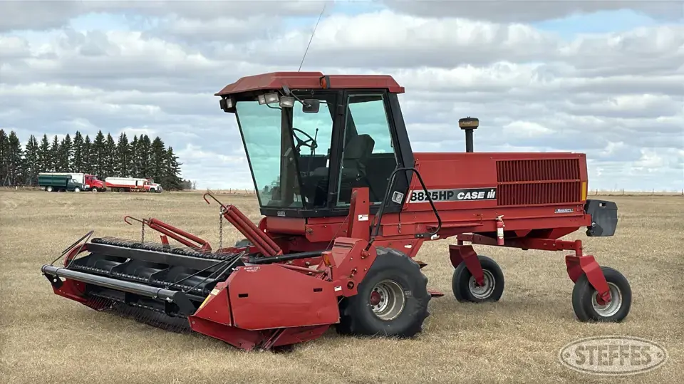 1998 Case IH 8825HP Self-Propelled Swather