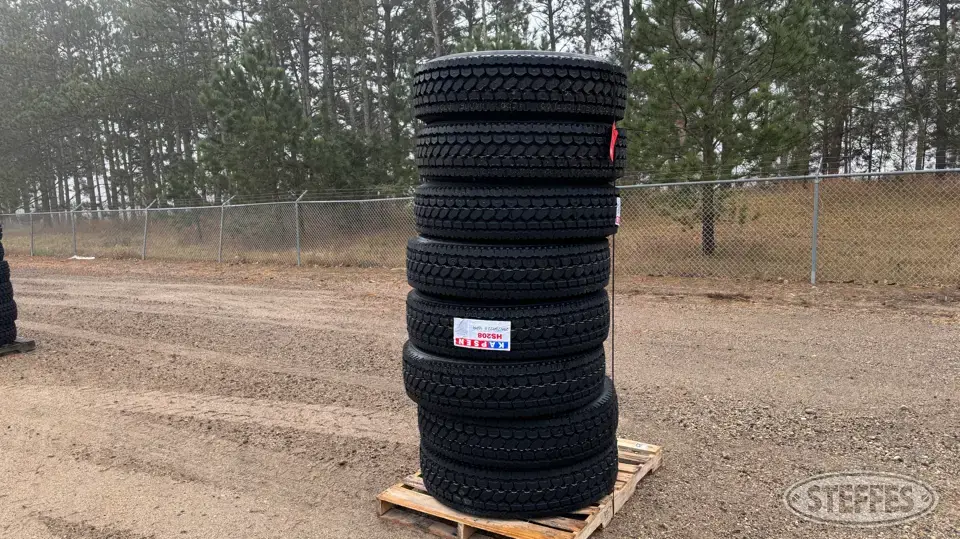 Kapsen HS208 Truck Tire