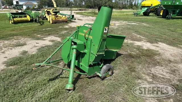 John Deere 150