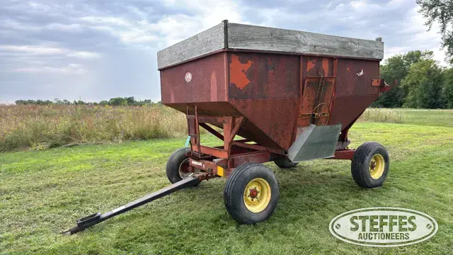 J&M Manufacturing gravity box