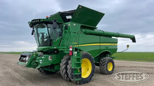 2015 John Deere S680