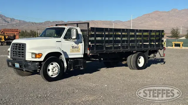 1998 Ford F-700