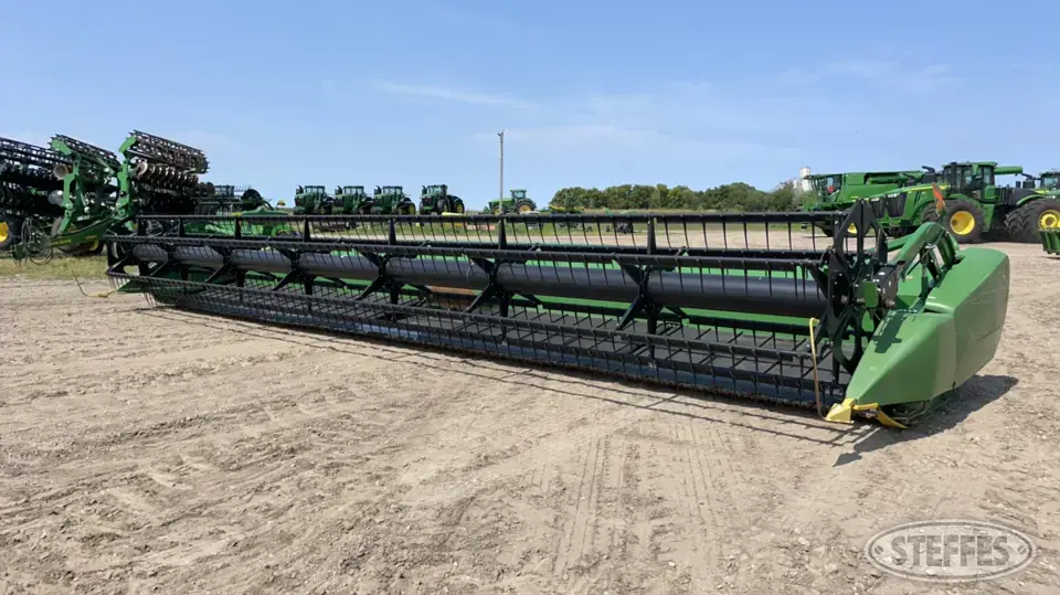 2012 John Deere 635FD Draper Head