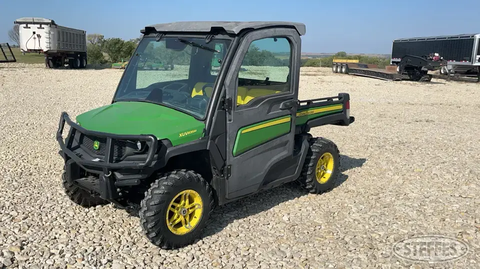 2019 John Deere Gator XUV 835M UTV