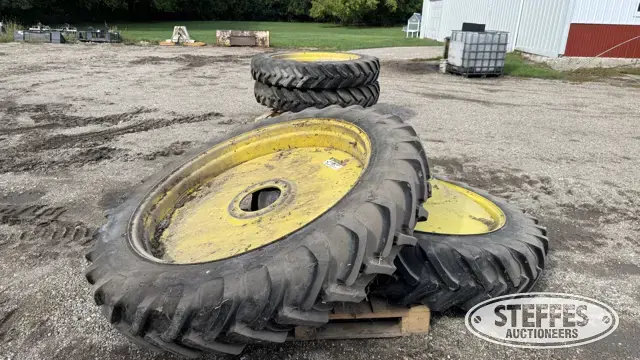 (4) Alliance 12.4R46 tires