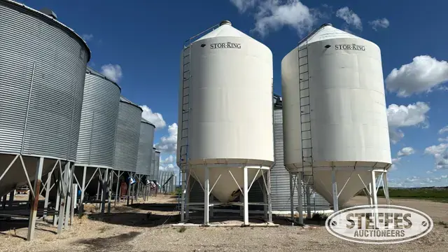 Meridian Stor-King hopper bin