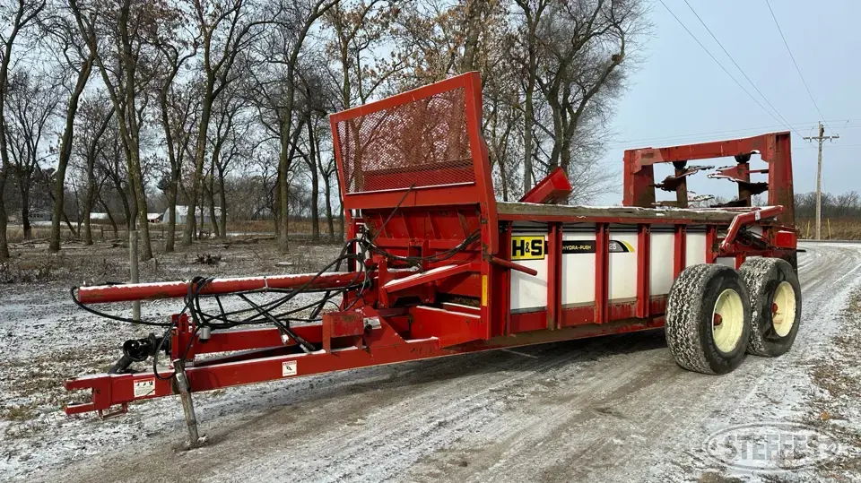 H&S 425 Hydra push Manure Application Equipment
