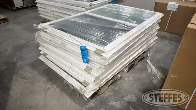 (6) Rusco windows