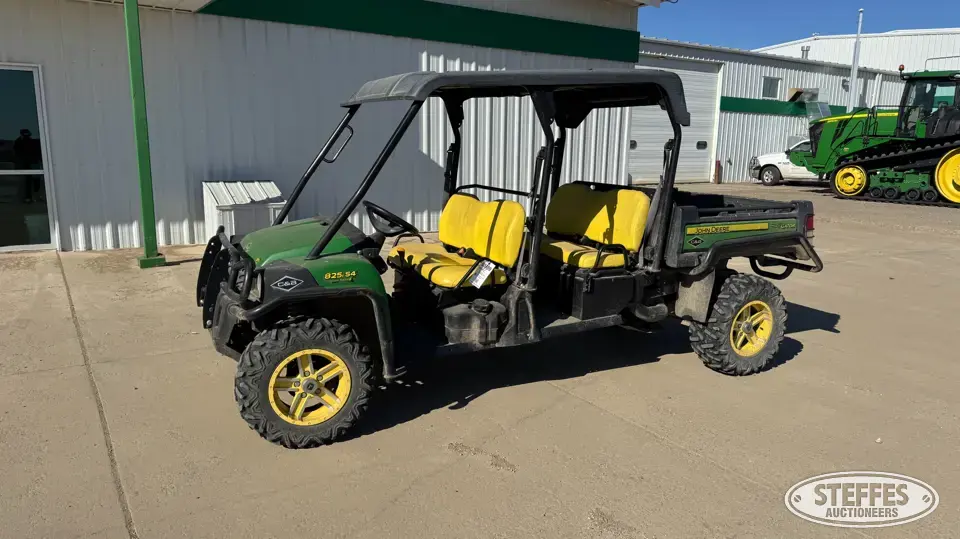 2014 John Deere 825i S4 UTV