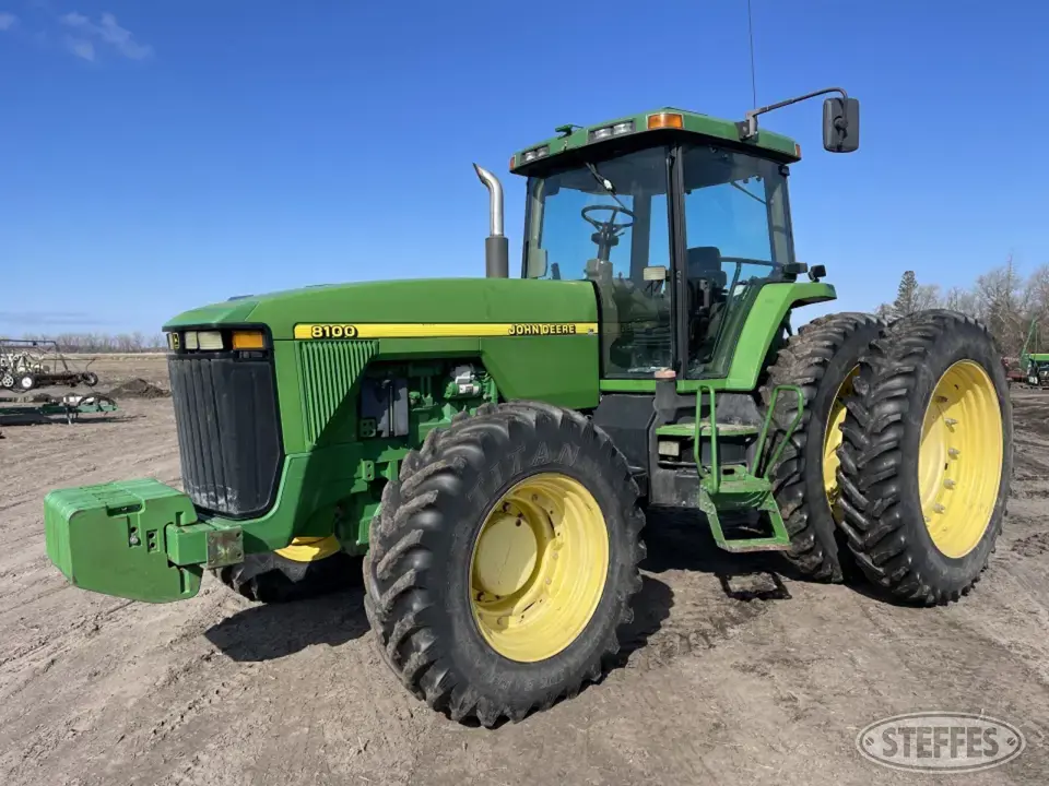 1997 John Deere 8100 MFWD Tractor