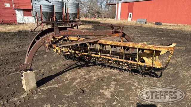 New Holland 56