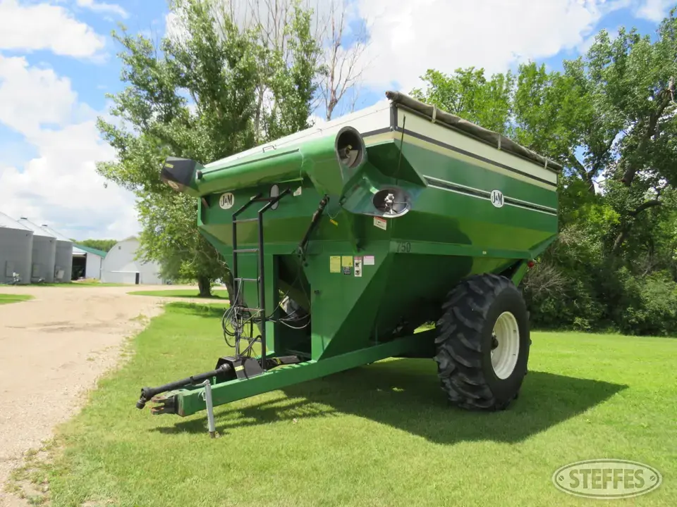 1997 J&M 750 Grain Cart