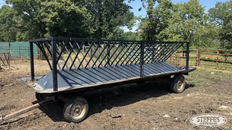 Hay feeder Feeders and Bunk