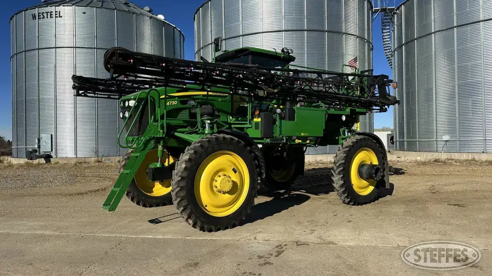 2010 John Deere 4730 Self-Propelled Sprayer