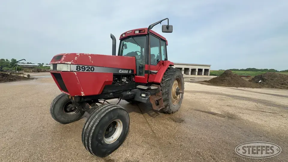1998 Case IH 8920 2WD Tractor