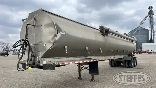 2004 CEI Pacer AT35L