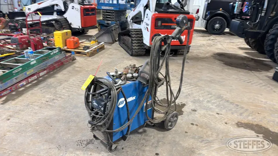 Miller Millermatic 252 Welding