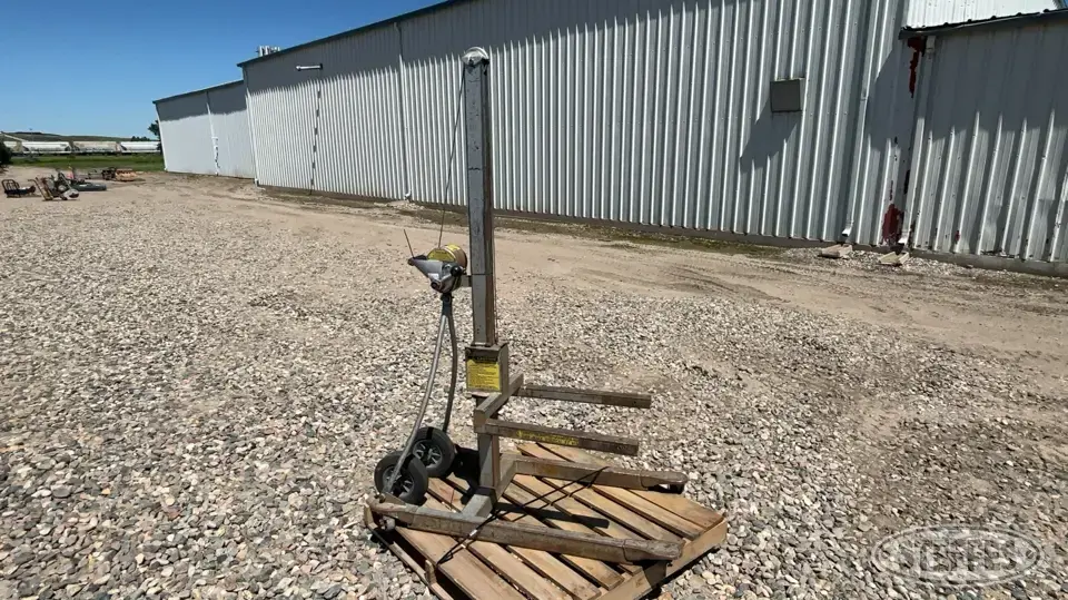 Vermette 512M Lifts-Other