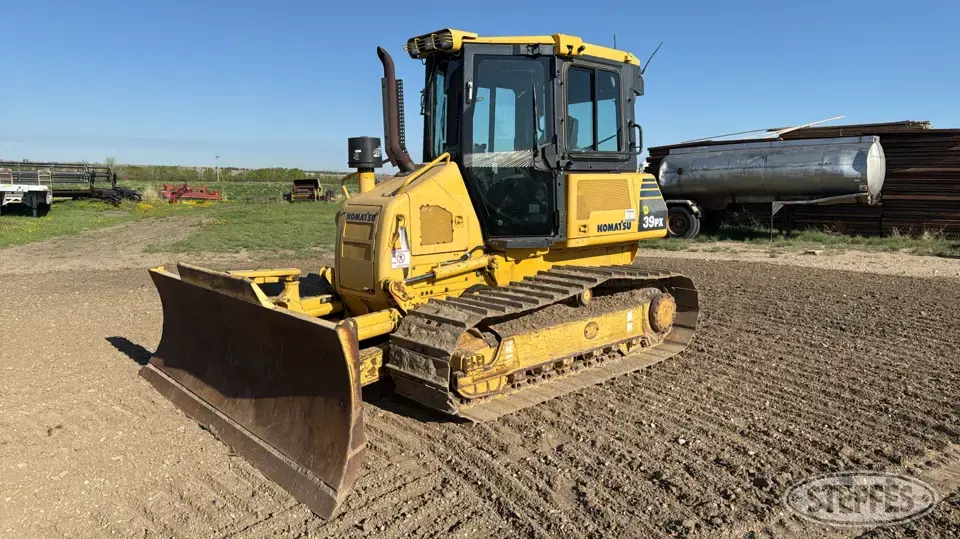2011 Komatsu D39PX Dozer