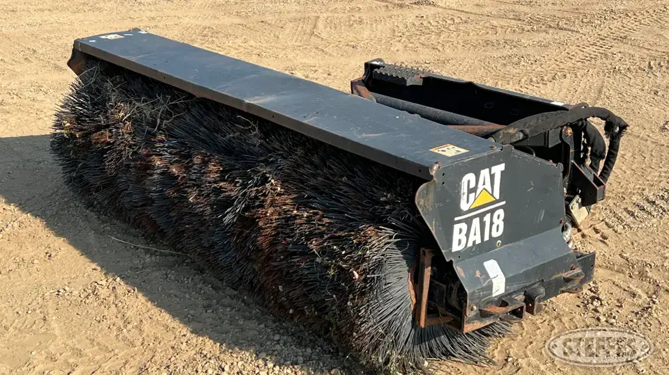 CAT BA18 Skid Steer Broom