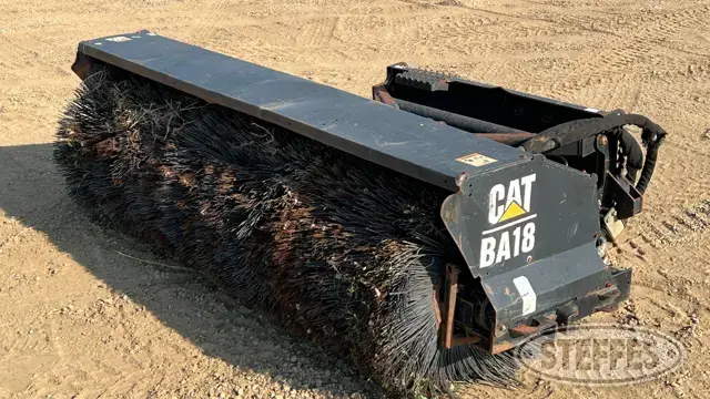 CAT BA18