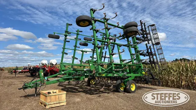 John Deere 2210LL