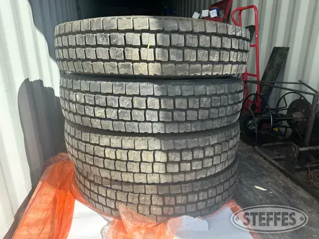 (4) General 10R22.5 Tires