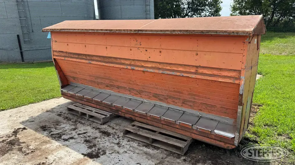 Smidley Feeders and Bunk