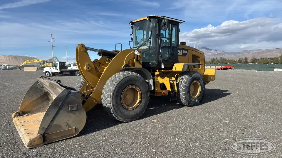 2017 CAT 938M Wheel Loader