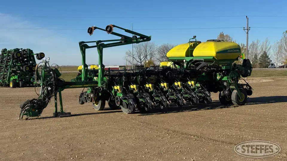 2012 John Deere 1770NT 12 or More Row Planter