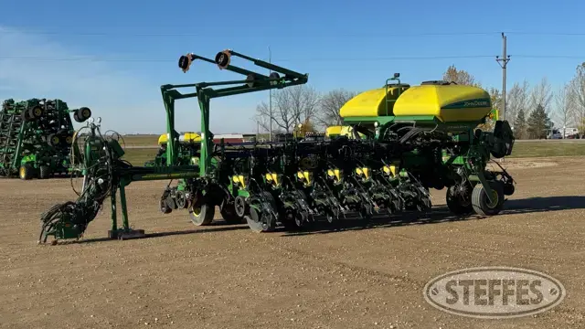 2012 John Deere 1770NT