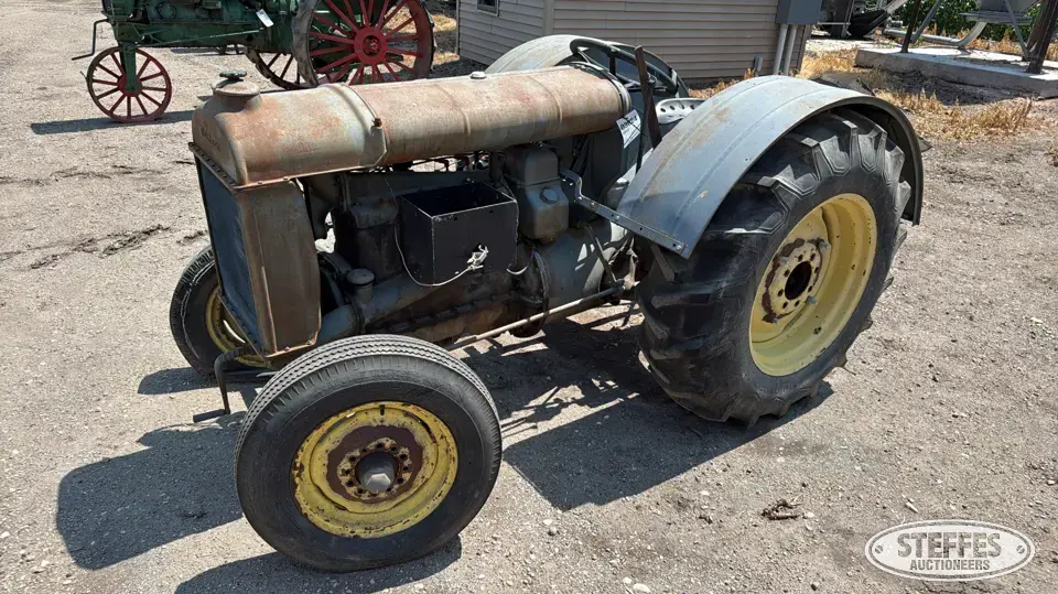 Fordson N Collectible Tractor