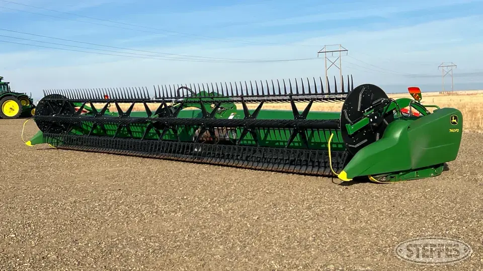 2019 John Deere 740FD Draper Head