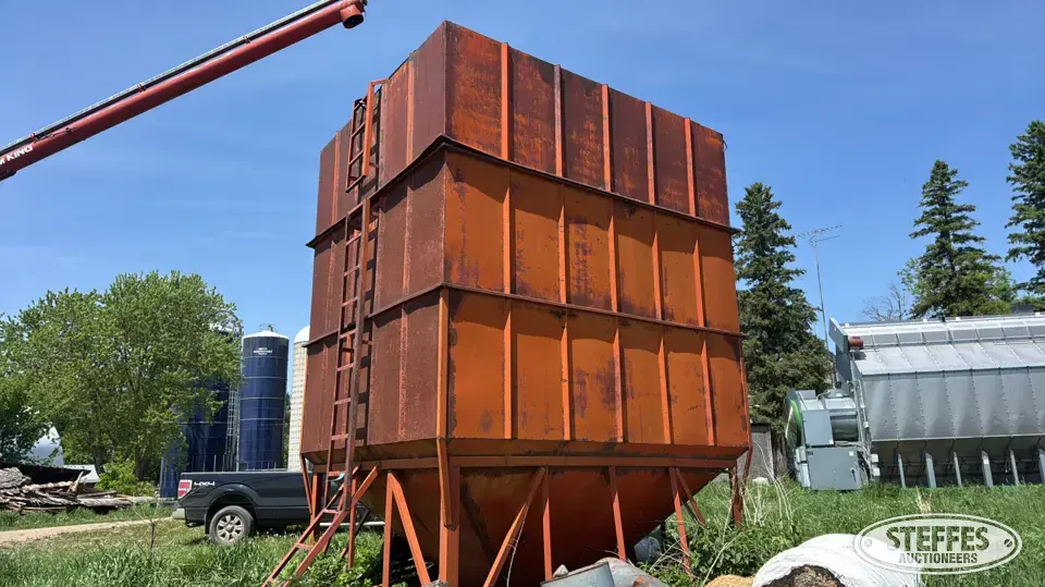 Wet holding bin Hopper Bin