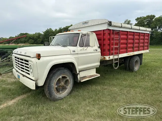 1975 Ford F600