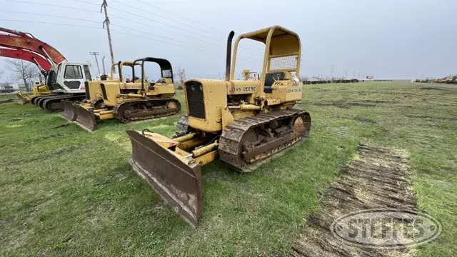1976 Deere 450C
