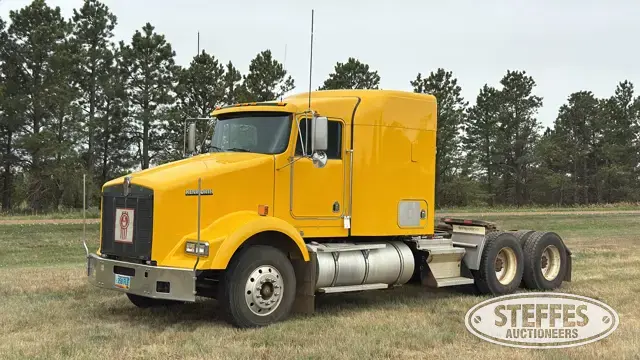 1995 Kenworth T800B