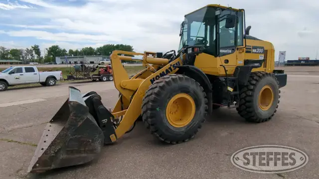 2018 Komatsu WA200-8