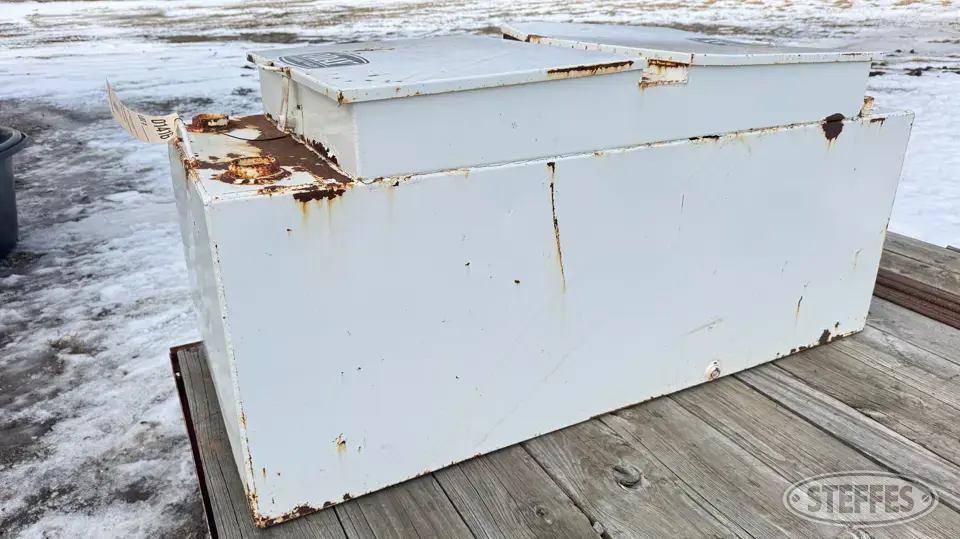 O'Day approx. 150 gal. fuel transfer tank Fuel Tank
