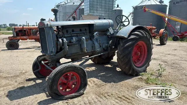1938 Minneapolis-Moline KT 100 A