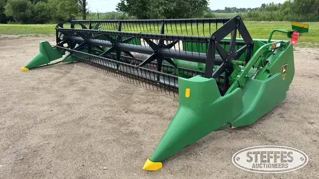 1999 John Deere 920F
