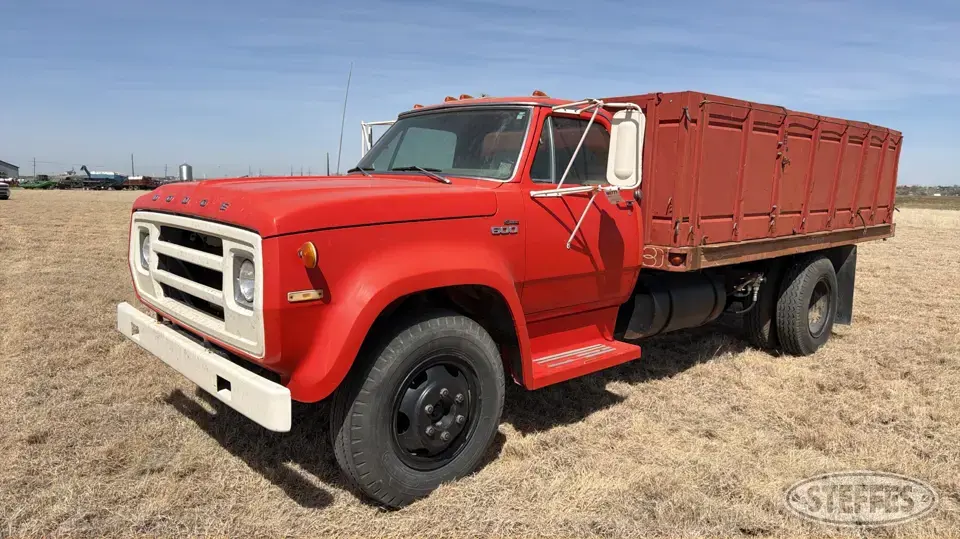 1974 Dodge D600 Custom Grain Truck