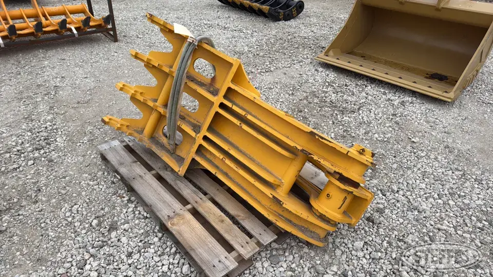 Jisan JHUMB20-25H-30 Excavator Attachment