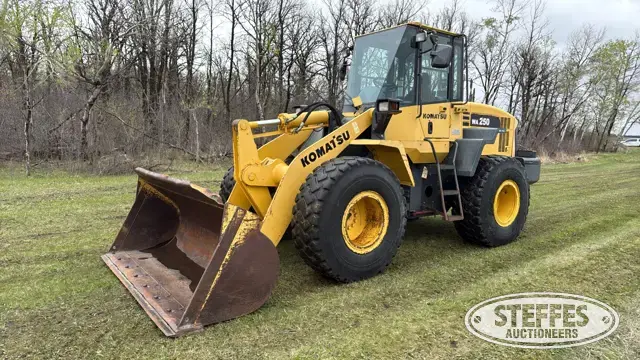 2000 Komatsu WA250
