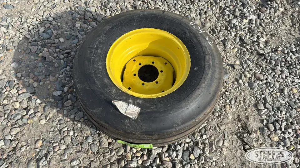 SWT 12.5-15LT implement tire Tractor-Implement Tire