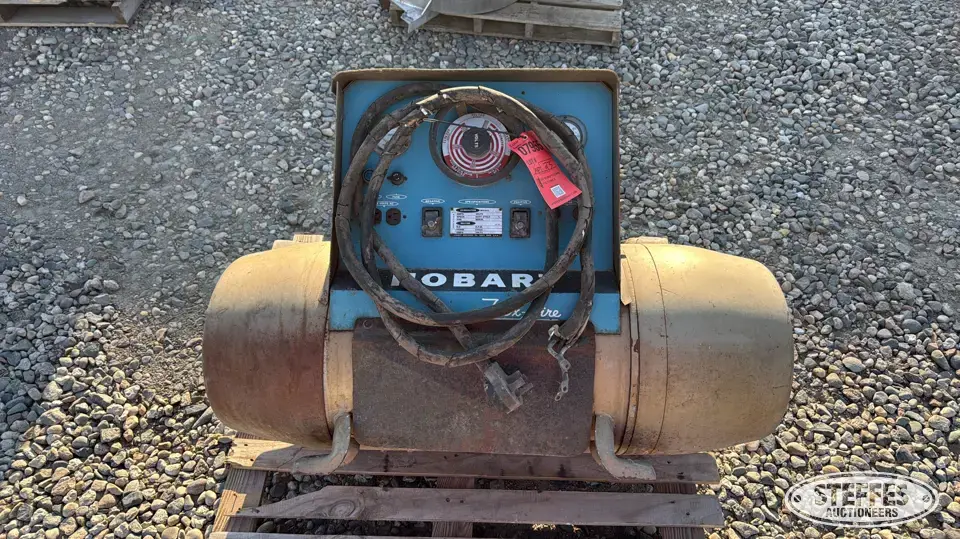 Hobart MCC-610 Welding