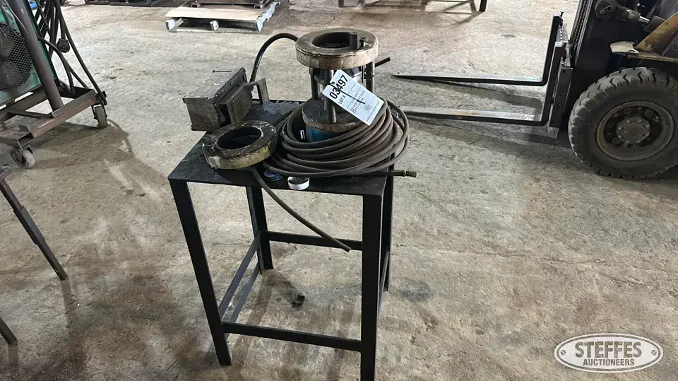 Hyd. hose crimper Specialty Tool