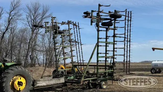 John Deere 1000