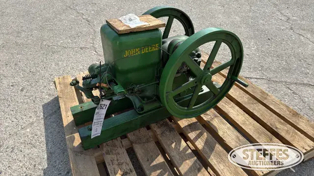 John Deere Model E